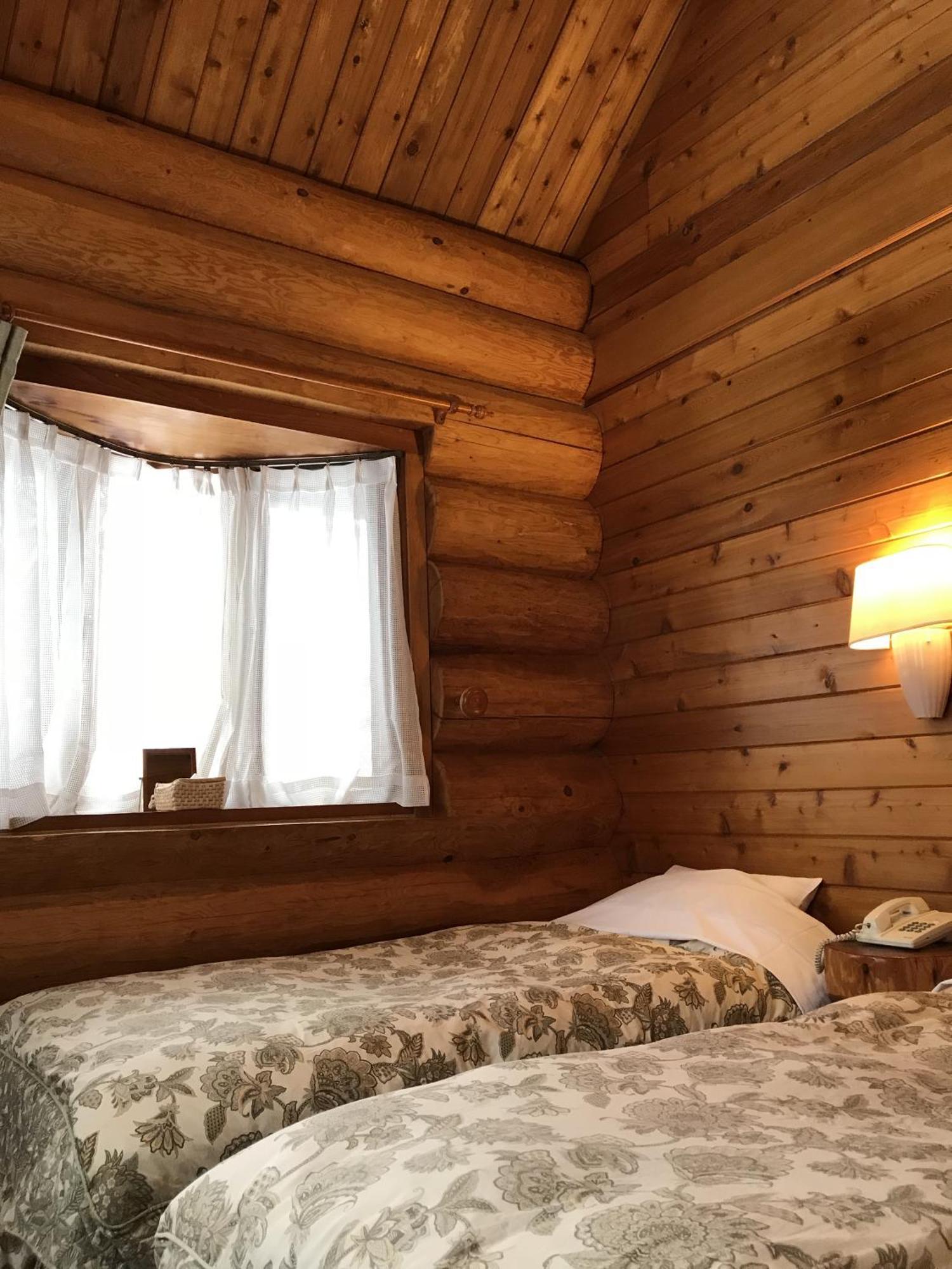 Log Hotel Kamloops Shinano  Esterno foto