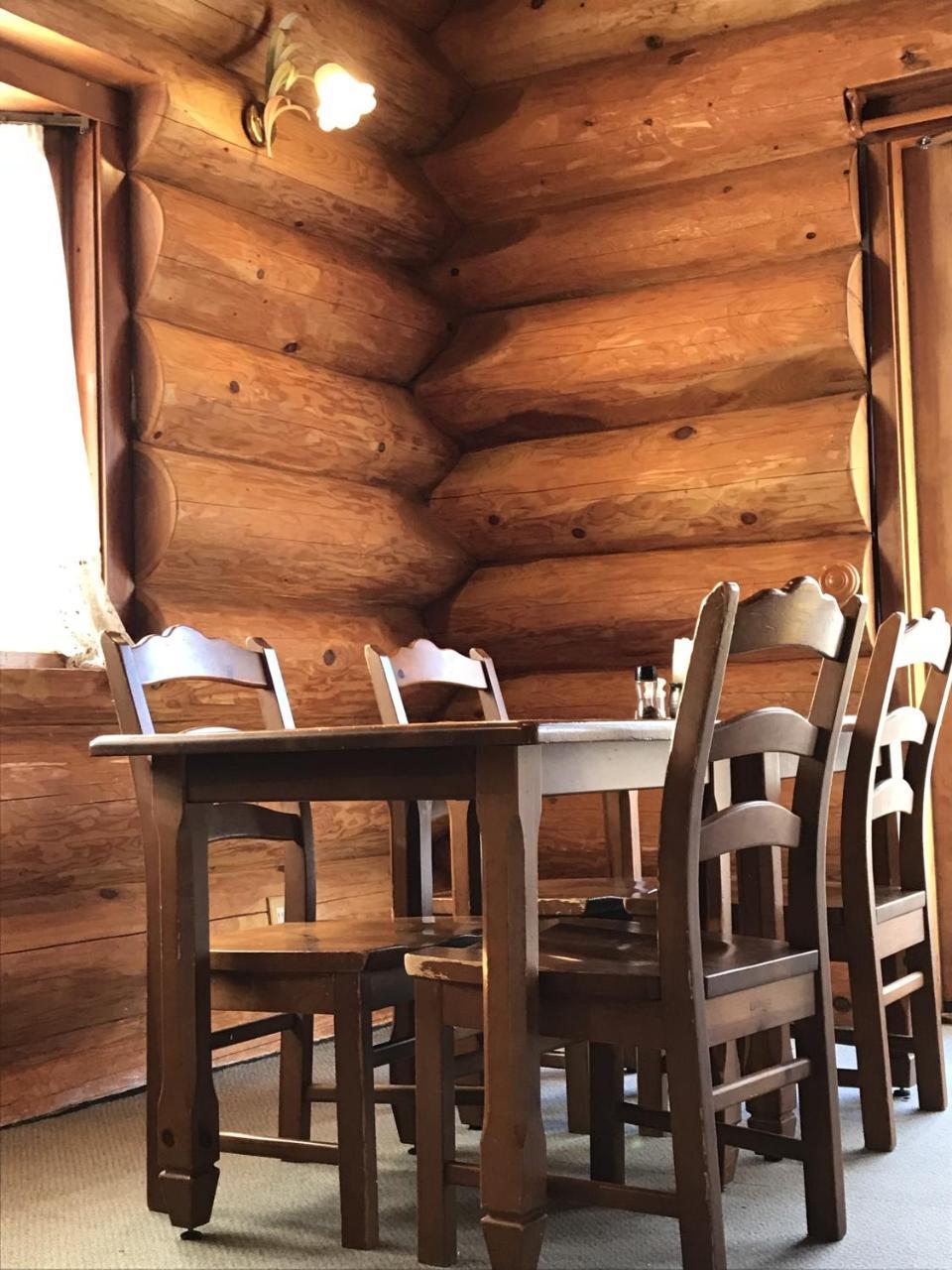 Log Hotel Kamloops Shinano  Esterno foto